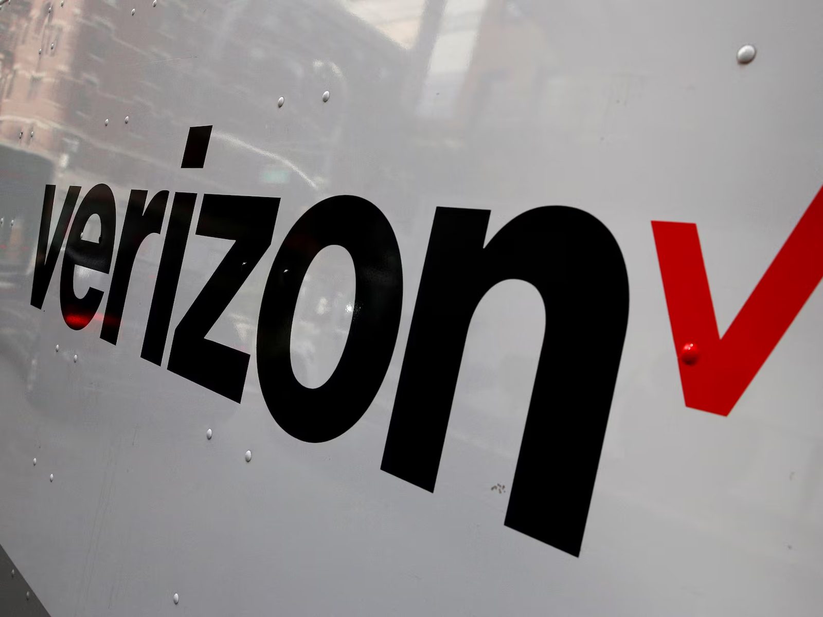 Casting Talent for a Paid Verizon Commercial