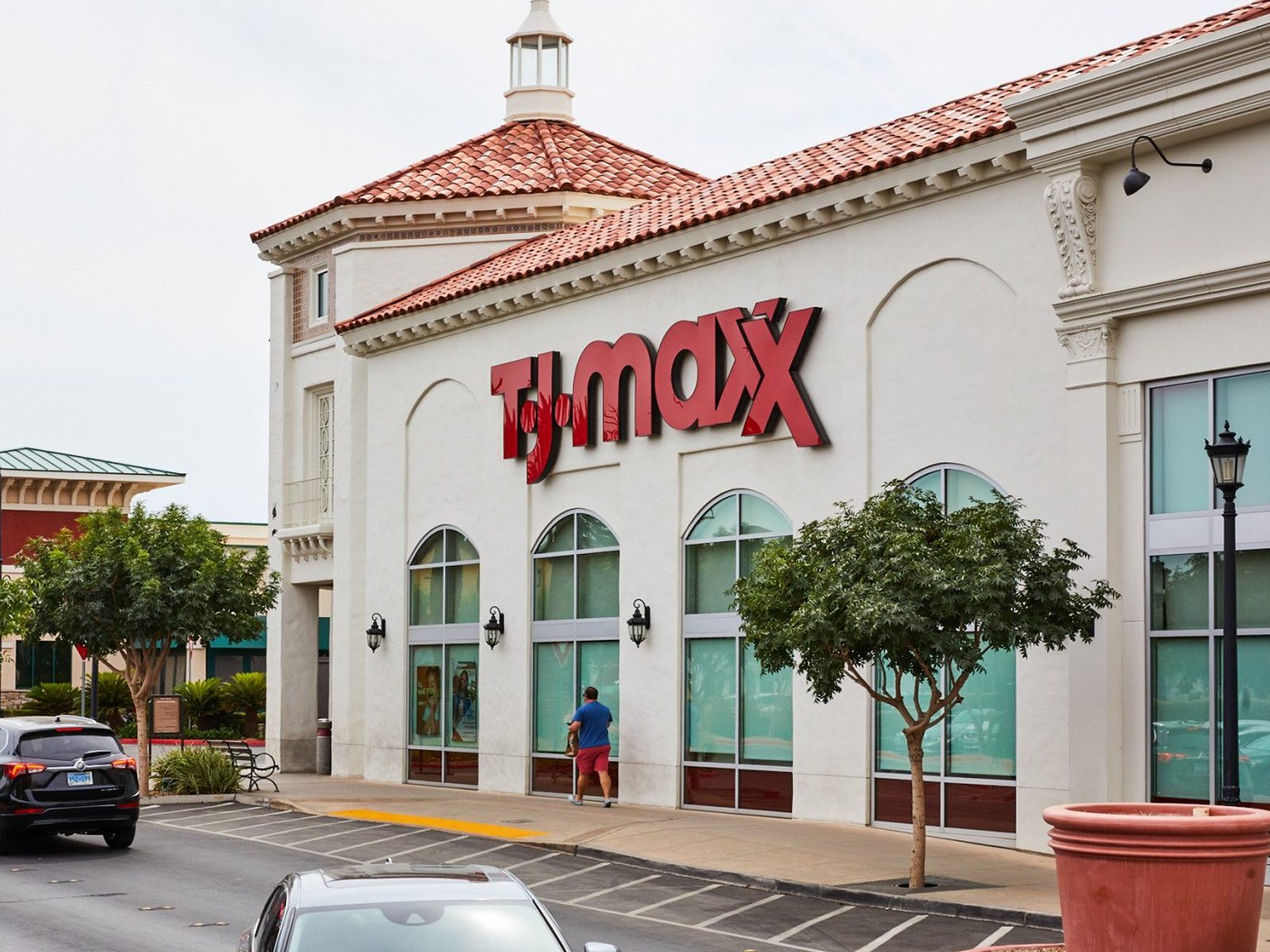 TJ Maxx Promotional Shoot Searching For Talent