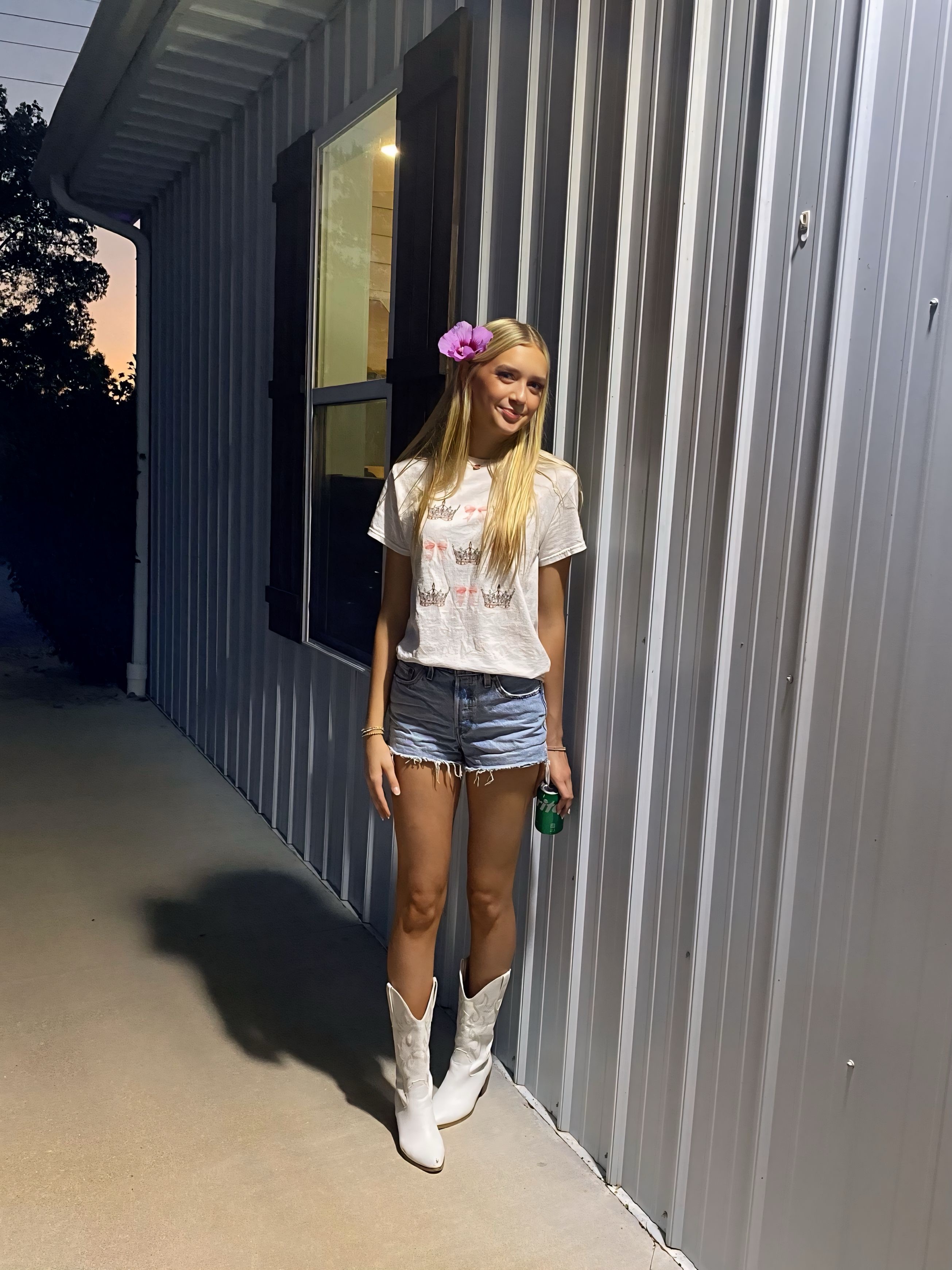 Cassidy Brooke Moore — frame 7