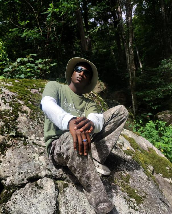 OMARI OSCAR DUVALJAH REUBIN — frame 5