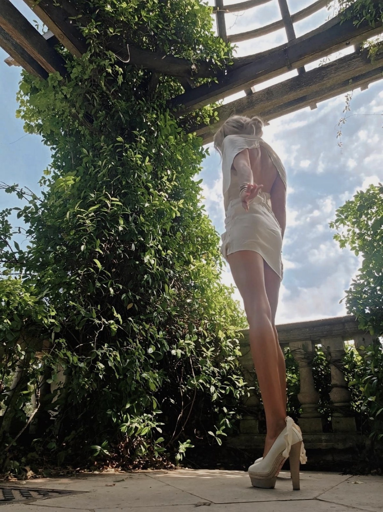 Zoe gale — frame 22