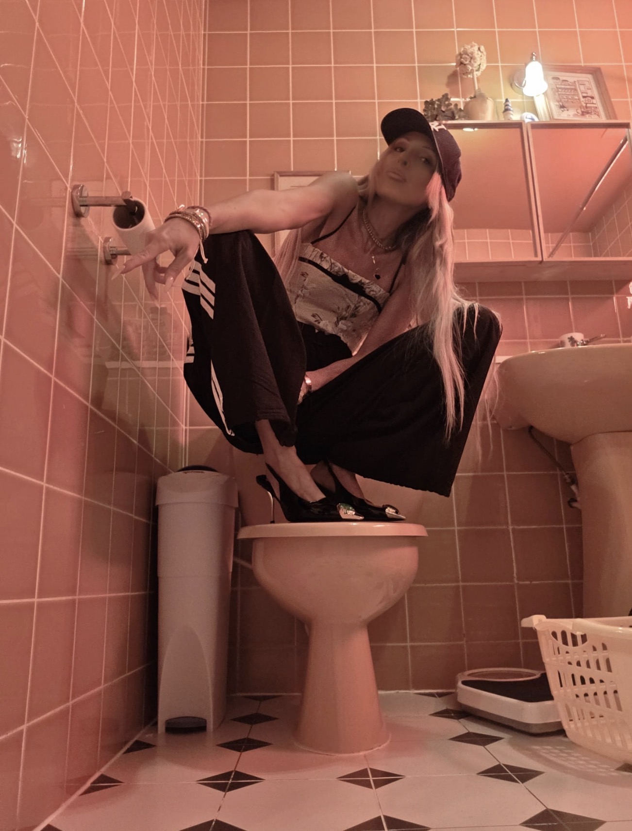 Zoe gale — frame 42