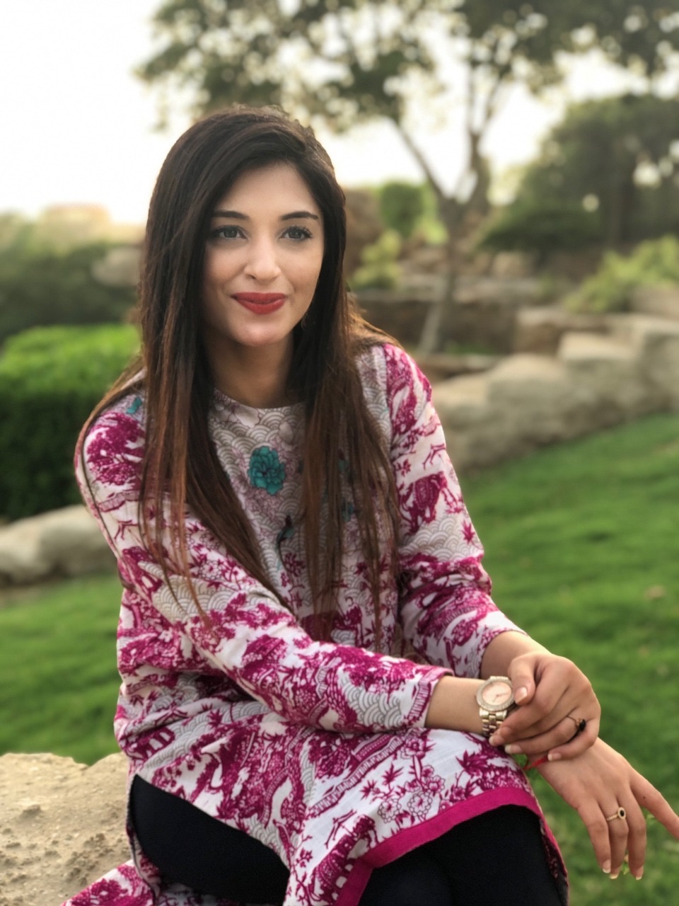Mehak Khan — frame 23
