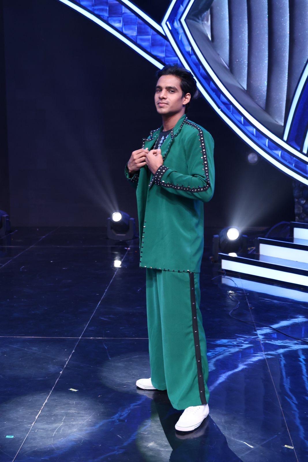 Akshay pal — frame 4