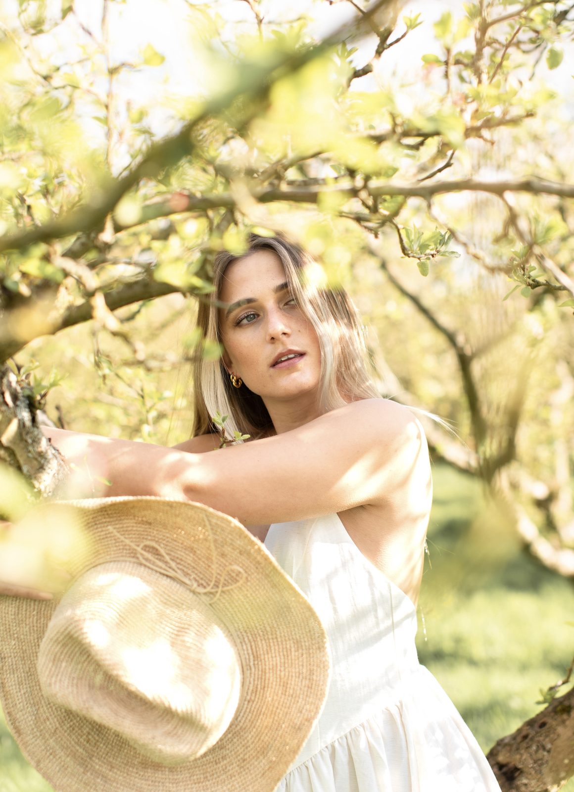 Alex Curran — frame 16