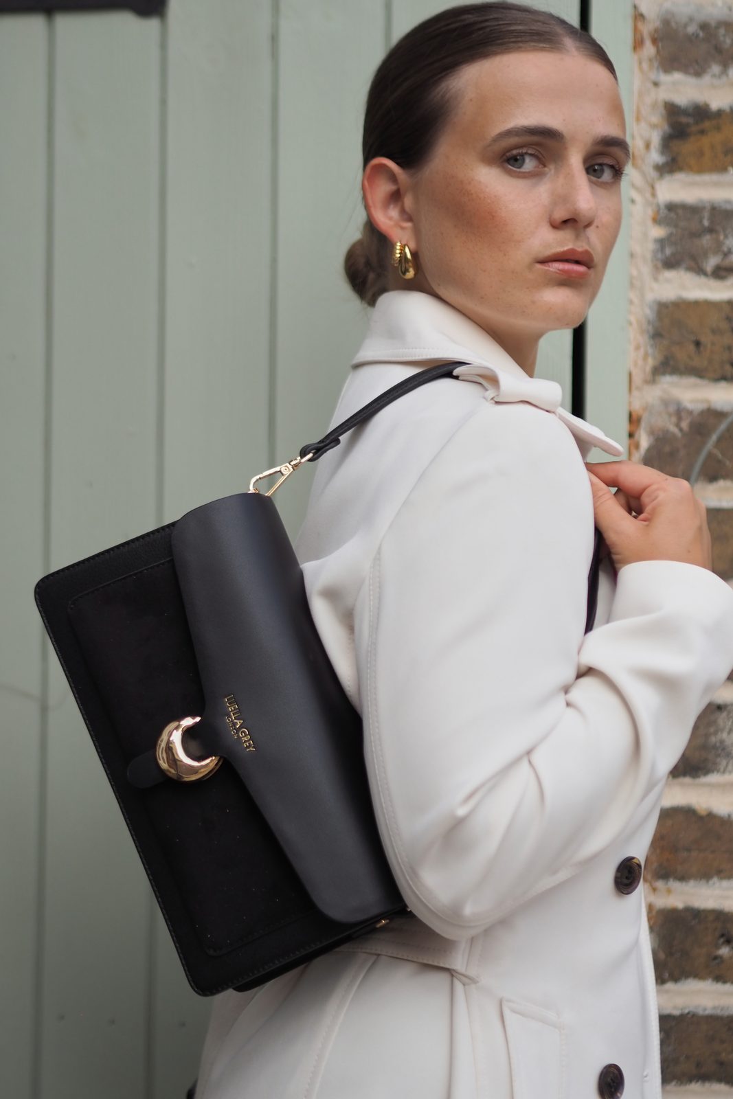 Alex Curran — frame 24