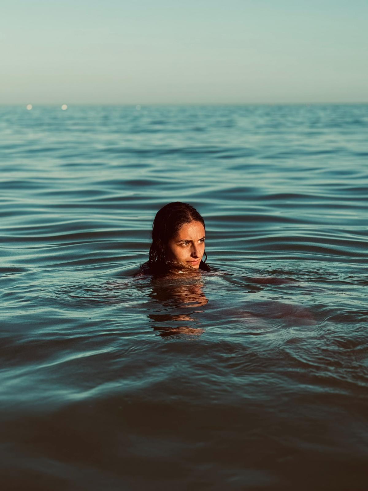 Carolina Liane Oliveira  — frame 3