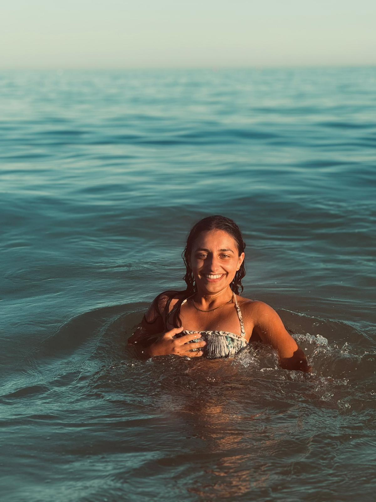 Carolina Liane Oliveira  — frame 5
