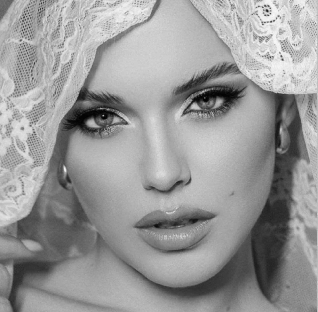 Lara Buyse — frame 4