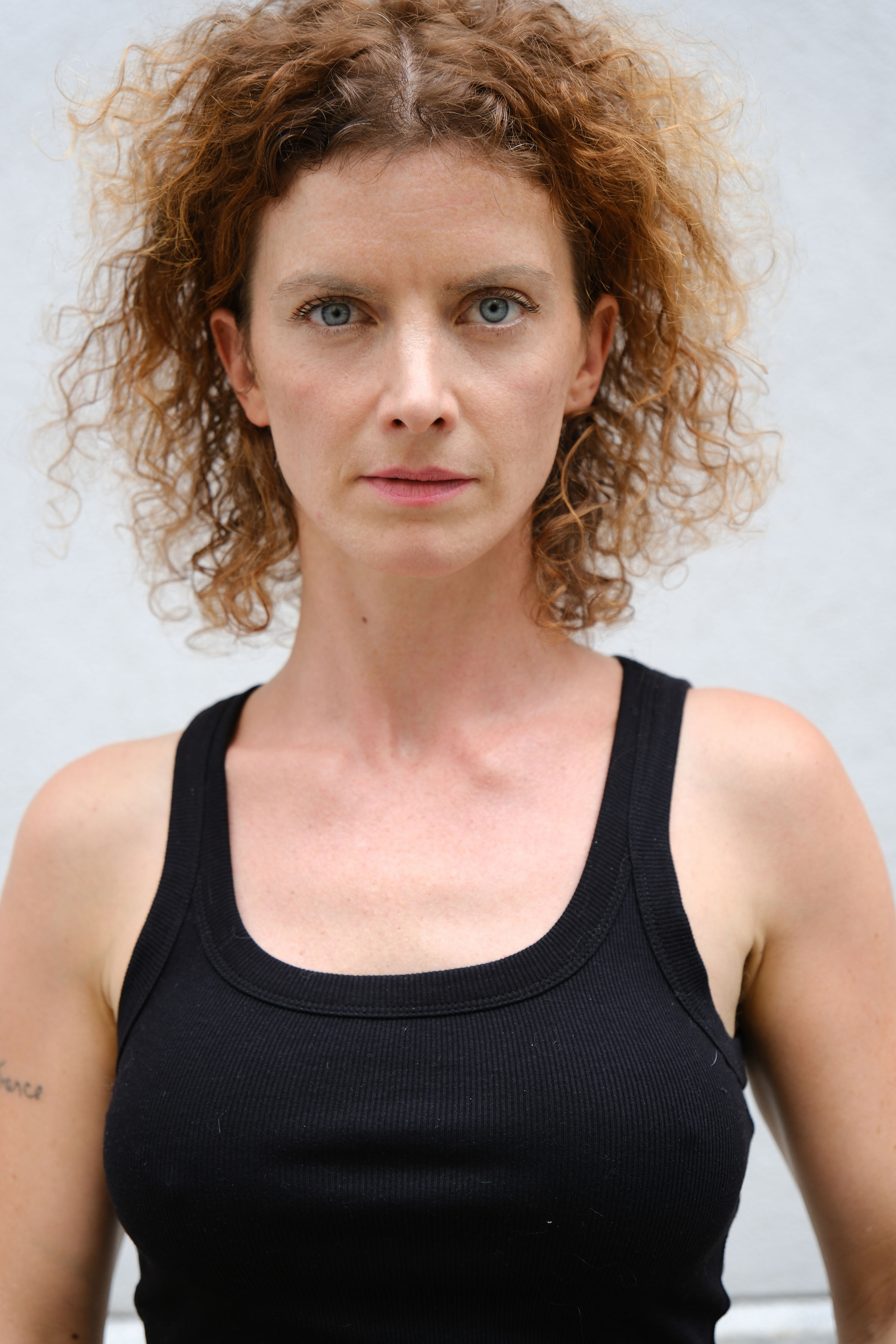 Nora Hellich — frame 3