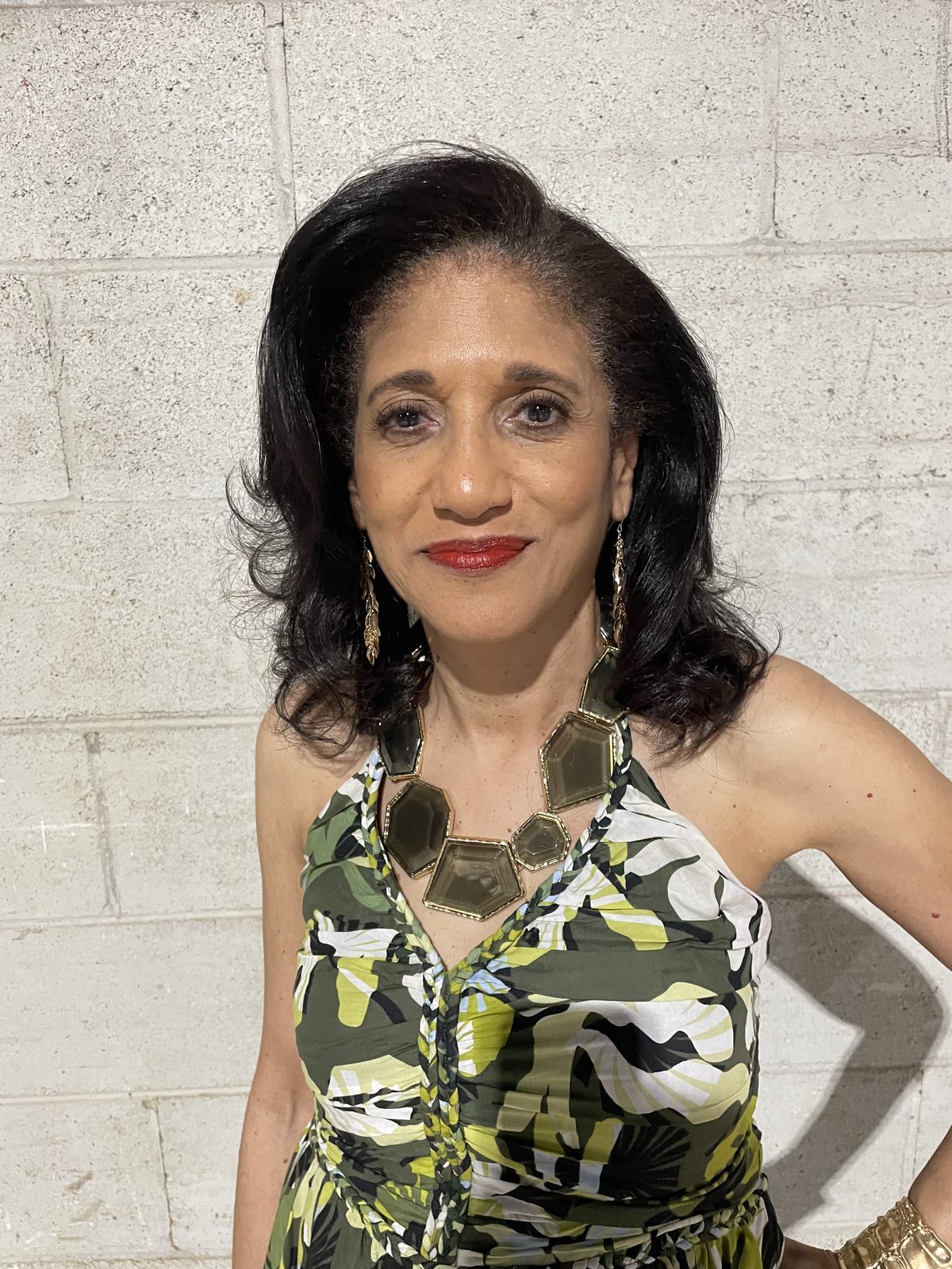 Paula DeSouza — frame 2