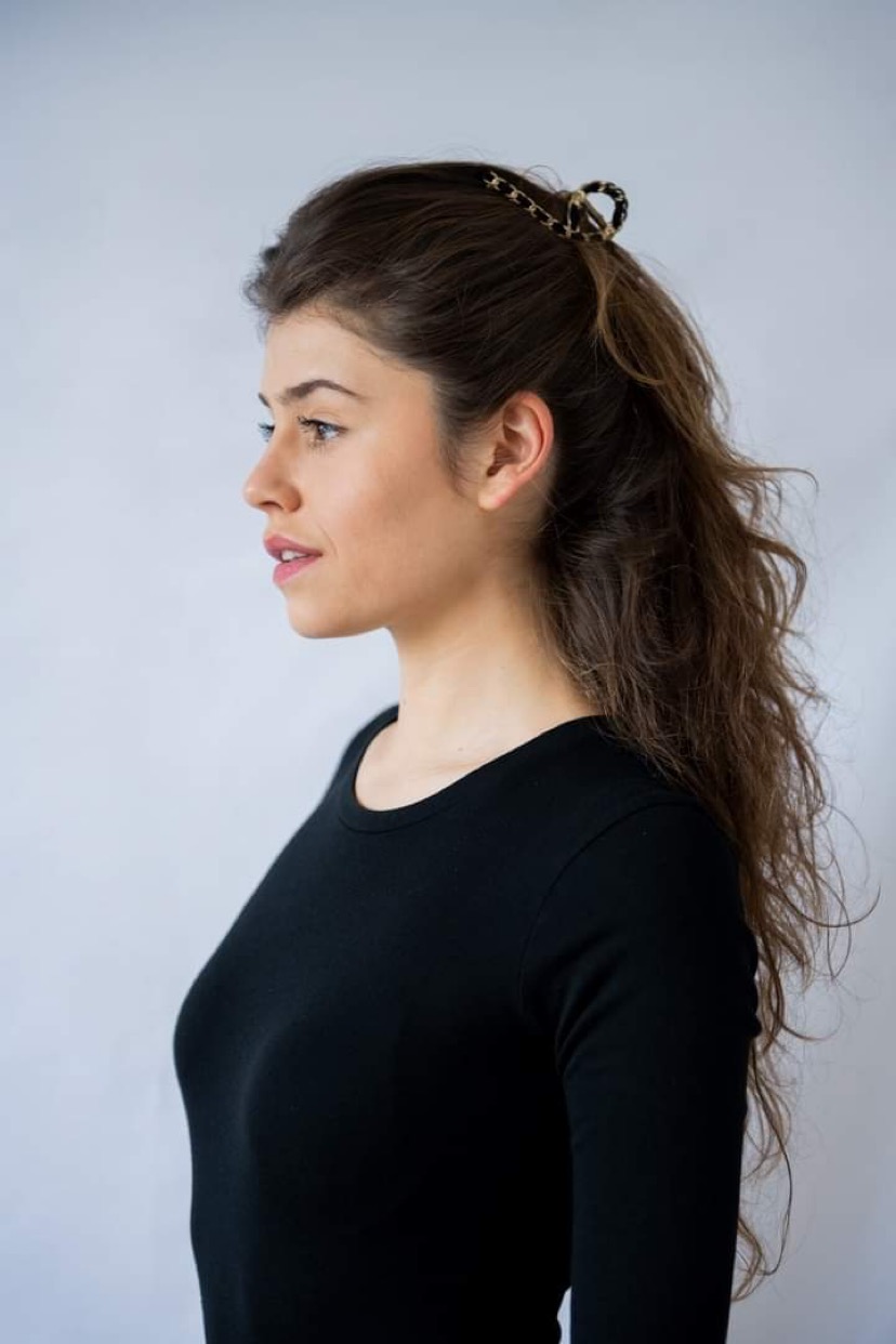 Olivia Santini — frame 7