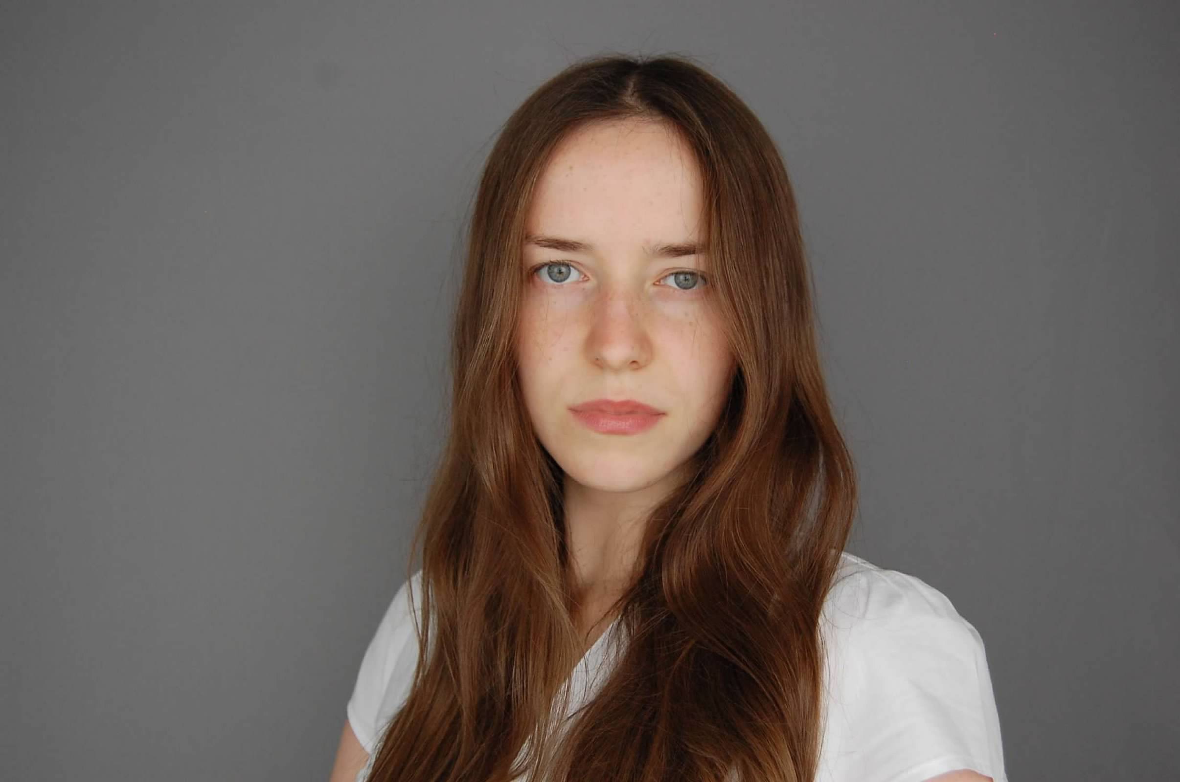 Emily Briggs — frame 18