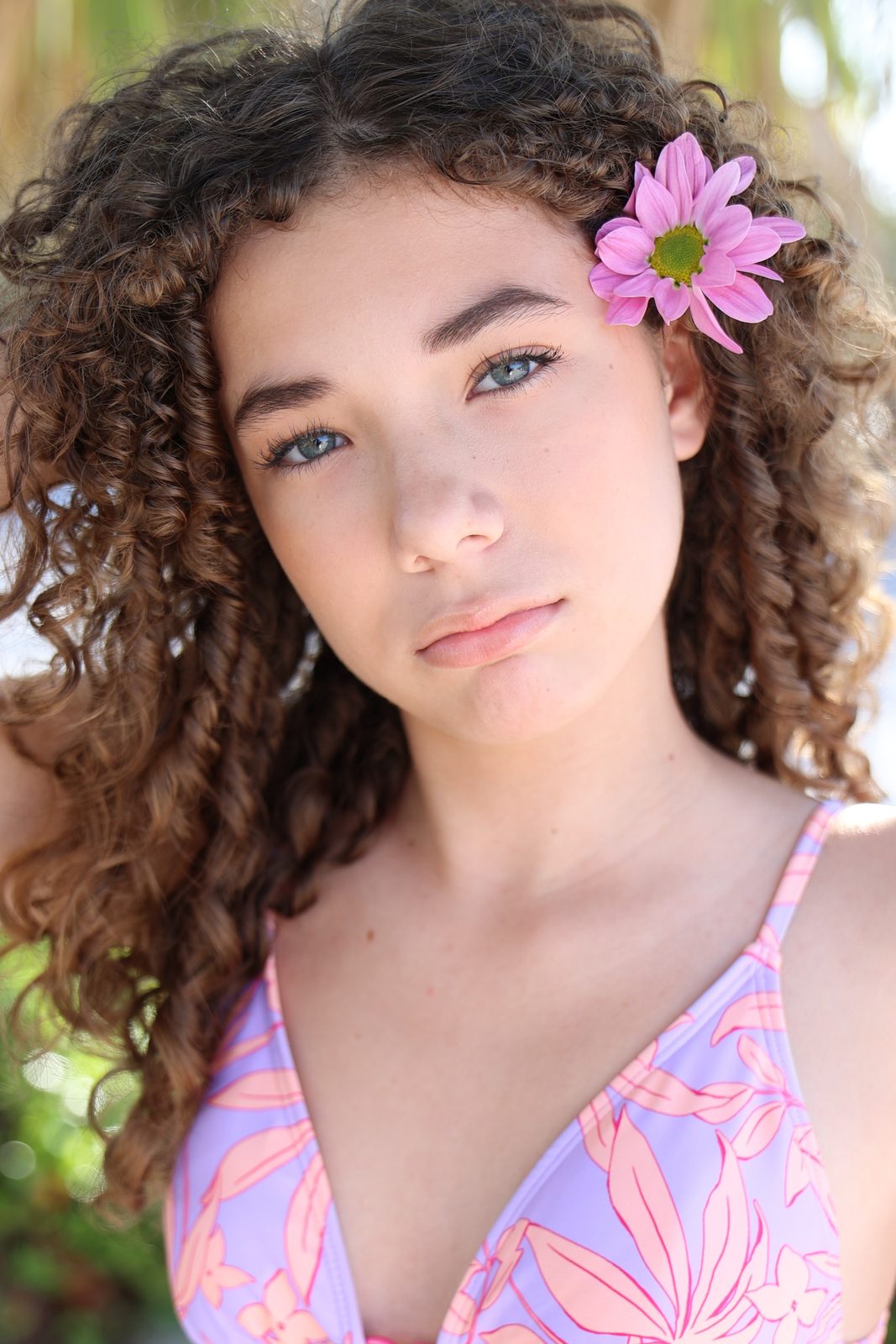 Bella Mia Garland — frame 7