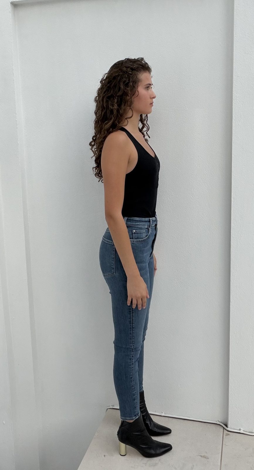 Noelle Quintin — frame 8